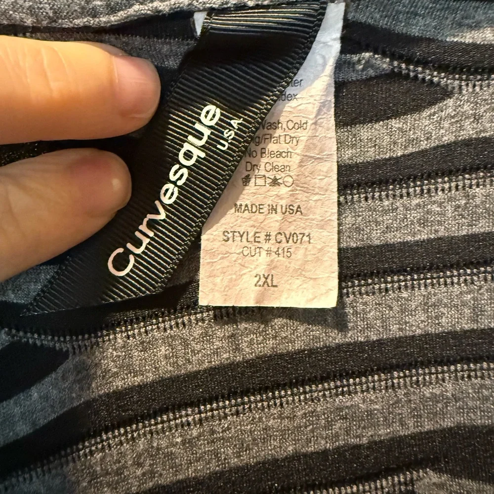 Curvesque Blazer, 2X, boutique, LIKE NEW - Picture 2 of 3
